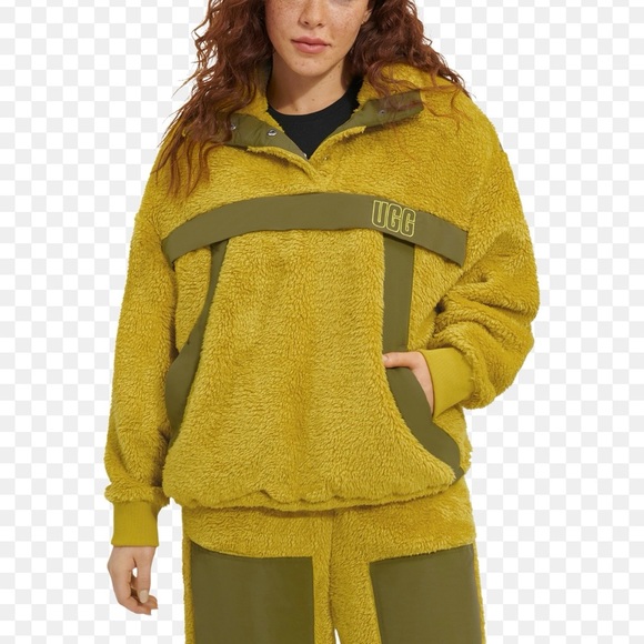 Uggs Gayel Sherpa half snap - Picture 7 of 7